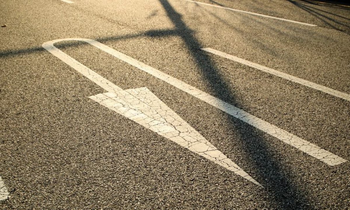 under armour stock tsx