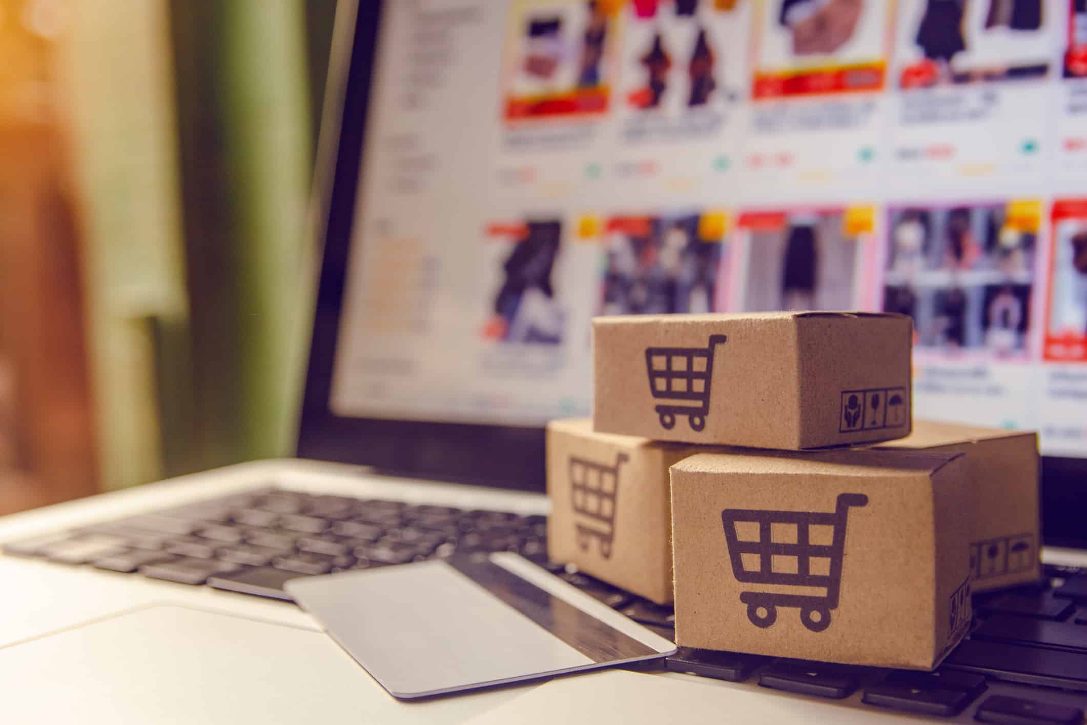 shopping online, e-commerce