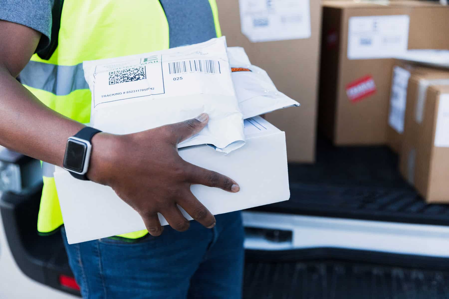 The Best Canadian Stocks to Own During a Trade War